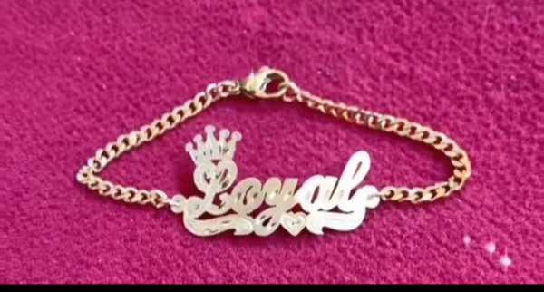 personalized single Name Bracelet name Plate with crown for kids and adult