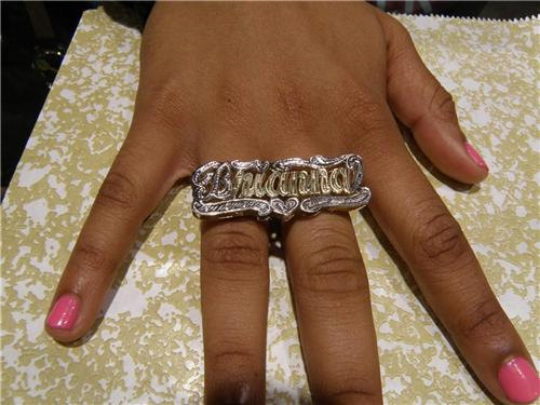 Two finger ring custom name deals